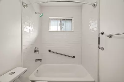 9218 Rowan Lane, Houston, TX 77036 - Photo 24