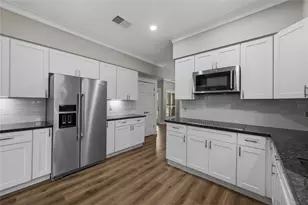 2903 Crystal Falls Dr, Kingwood, TX 77345 - Photo 12