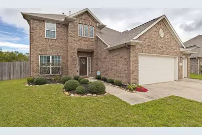 337 Burgundy Drive, Alvin, TX 77511 - Photo 2