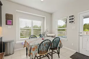 337 Burgundy Dr, Alvin, TX 77511 - Photo 10