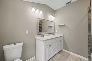 15211 Jamaica Dr, Willis, TX 77318 - Photo 26