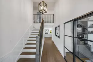 10111 Cedar Creek Dr, Houston, TX 77042 - Photo 4