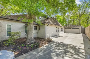 10111 Cedar Creek Dr, Houston, TX 77042 - Photo 42