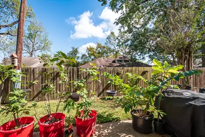 19014 Pine Trace Court, Humble, TX 77346 - Photo 30