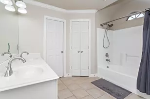 7825 Quail Ct, Beaumont, TX 77713 - Photo 18