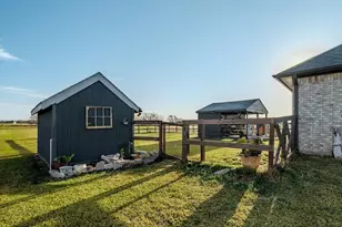 488 Sunset Trail, Angleton, TX 77515 - Photo 46