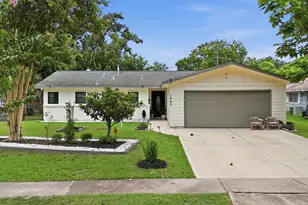 1845 Westcrest Dr, Houston, TX 77055 - Photo 1