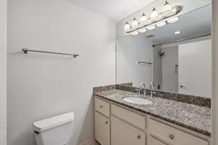 332 Litchfield Ln, Houston, TX 77024 - Photo 12