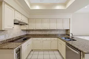 332 Litchfield Ln, Houston, TX 77024 - Photo 4