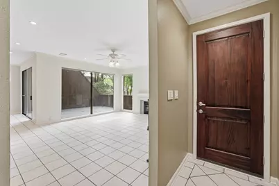 332 Litchfield Lane #38, Houston, TX 77024 - Photo 2