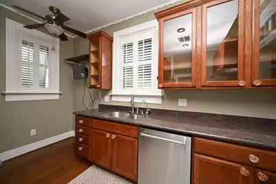 4627 Woodrow Avenue, Galveston, TX 77551 - Photo 16