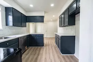 9107 Belle Glen Dr, Houston, TX 77099 - Photo 8