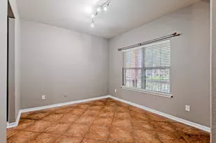 7507 Trail Hollow, Missouri City, TX 77459 - Photo 10