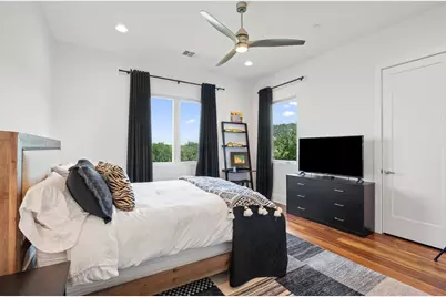 908 Cypress Grove Drive, Austin, TX 78732 - Photo 22