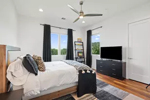 908 Cypress Grove Dr, Austin, TX 78732 - Photo 22