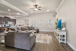 4610 Pineloch Bayou Dr, Baytown, TX 77523 - Photo 8