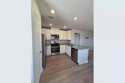 16374 Sweet Grove Drive, Conroe, TX 77303 - Photo 4