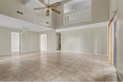 13119 Hollowcreek Park Drive, Houston, TX 77082 - Photo 4