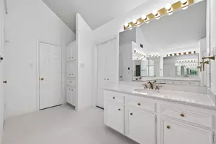 3403 Driftwood Ct, Sugar Land, TX 77478 - Photo 34