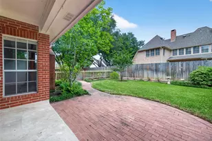 3403 Driftwood Ct, Sugar Land, TX 77478 - Photo 36