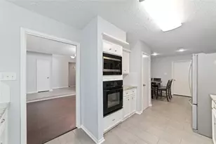 7107 Plaza Del Sol Dr, Houston, TX 77083 - Photo 16