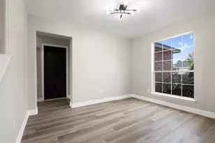 2406 Pinpoint Dr, Spring, TX 77373 - Photo 8