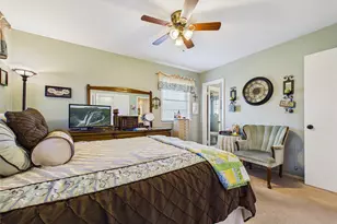 858 Shawnee St, Houston, TX 77034 - Photo 12