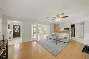 2706 Bernadette Ln, Houston, TX 77043 - Photo 10