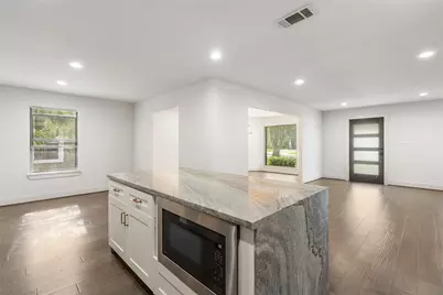 7307 Raton Street, Houston, TX 77055 - Photo 14