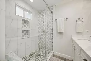 215 Greenpark Dr, Houston, TX 77079 - Photo 18