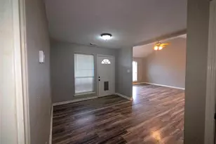 1C Prairie Knoll Dr, La Marque, TX 77510 - Photo 2