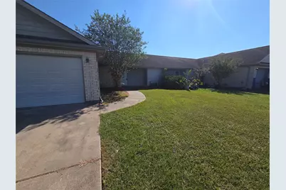 1C Prairie Knoll Drive, La Marque, TX 77510 - Photo 4