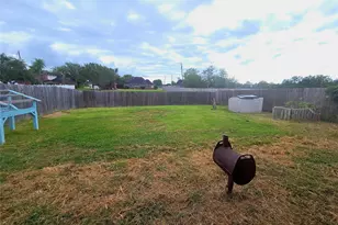 1C Prairie Knoll Dr, La Marque, TX 77510 - Photo 24