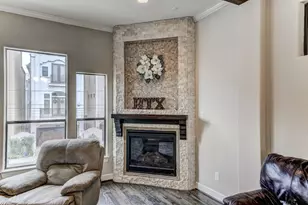 2308 Couch St, Houston, TX 77008 - Photo 14