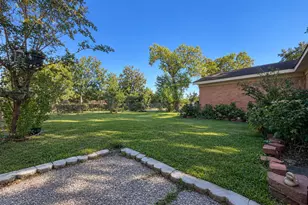 1505 Adams Street St, Baytown, TX 77520 - Photo 2