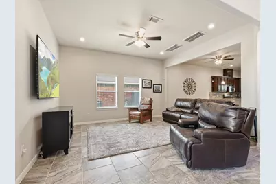 6418 Alicia Way Lane, Katy, TX 77493 - Photo 4