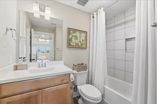 2502 Eason Ln, Houston, TX 77008 - Photo 14
