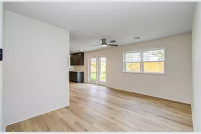 7510 Troulon Drive, Houston, TX 77074 - Photo 14