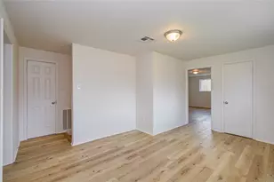 7510 Troulon Dr, Houston, TX 77074 - Photo 32