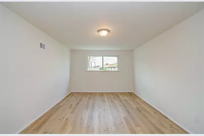 7510 Troulon Drive, Houston, TX 77074 - Photo 28