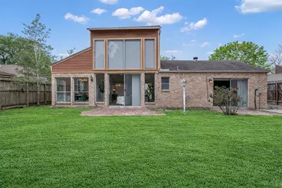 8206 Debbie Gay Drive, Houston, TX 77040 - Photo 36