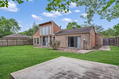 8206 Debbie Gay Drive, Houston, TX 77040 - Photo 34