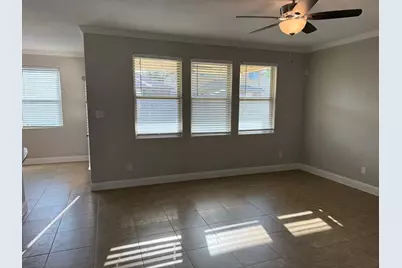2527 Middleground, San Antonio, TX 78245 - Photo 4
