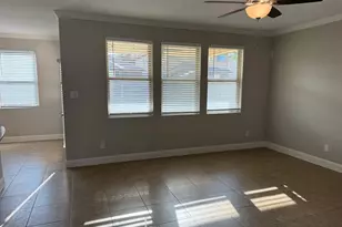 2527 Middleground, San Antonio, TX 78245 - Photo 4