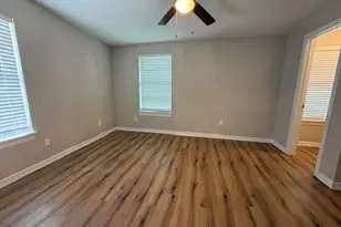 1308 Genova St, Houston, TX 77009 - Photo 8