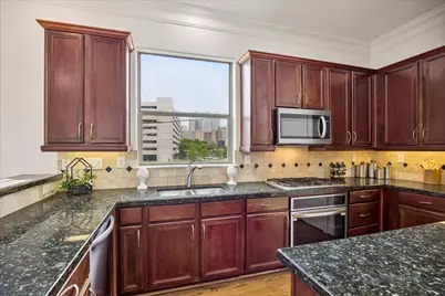 6832 Staffordshire Boulevard, Houston, TX 77030 - Photo 12