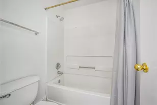 6243 Settlers Lake Cir W, Katy, TX 77449 - Photo 20