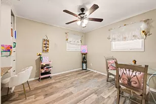 3311 Longfield Cir, Houston, TX 77063 - Photo 18