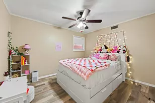 3311 Longfield Cir, Houston, TX 77063 - Photo 20
