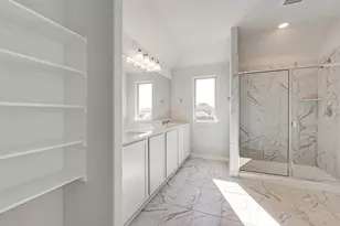 2002 Gardenia Ct, Sugar Land, TX 77498 - Photo 12